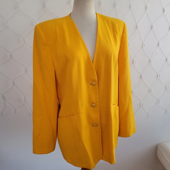 Vintage Oleg Cassini Suit Jacket / Goldenrod / Oversized / Tagged Size 16 - Picture 1 of 8
